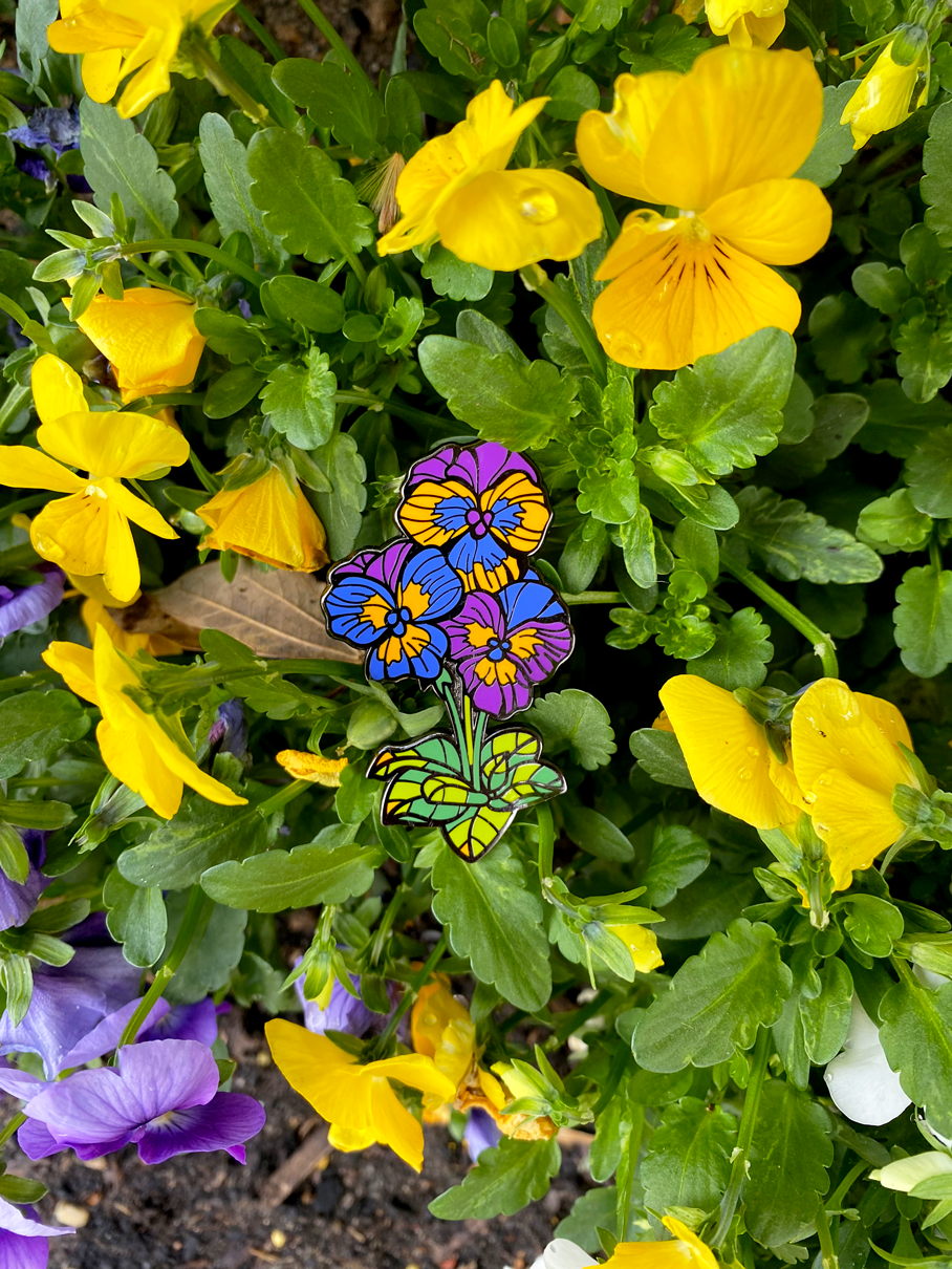 Enamel Pin: Pansy Pin